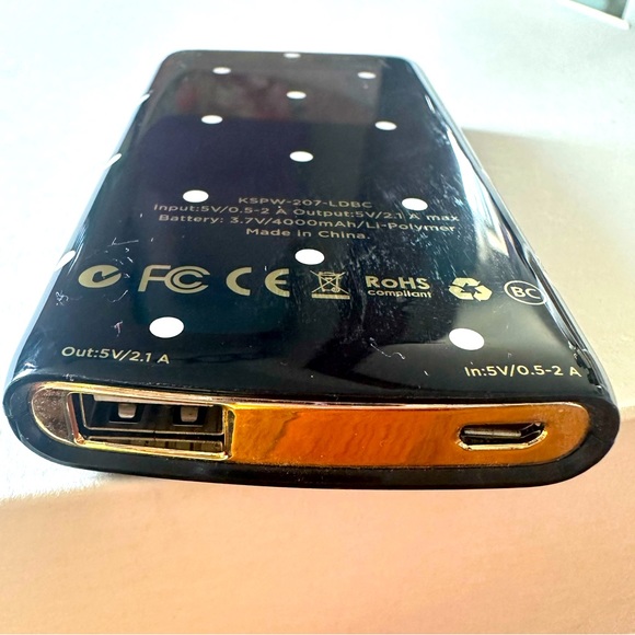 Katespade mobile power bank - Picture 3 of 3